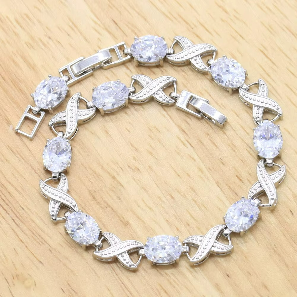 Women's Stylish Geometric Alloy Bracelet