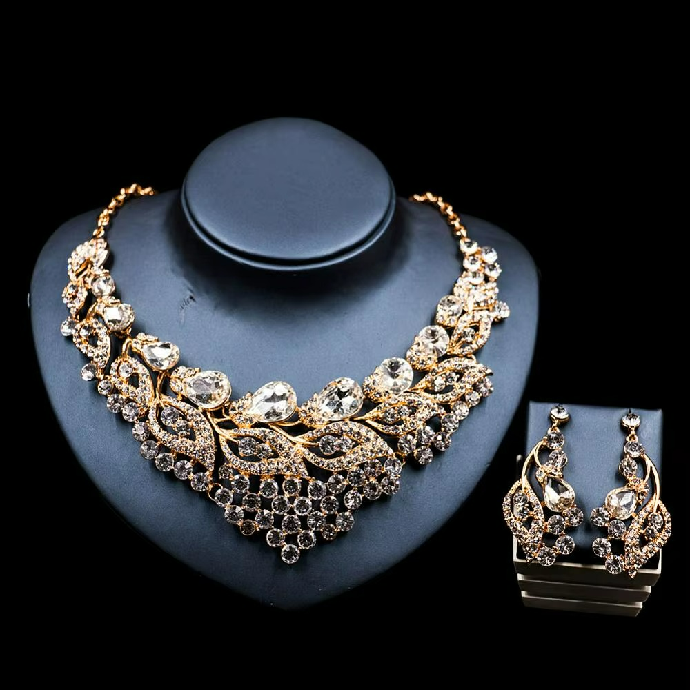 Indian Women Big Heavy Kundan Wedding Jewelry Set with Package